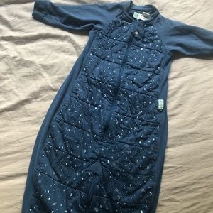 Ergo Australia 2.5 TOG organic cotton sleep sack. Size 2-4